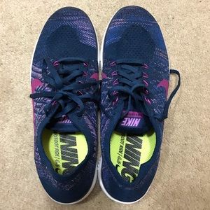 Nike Barefoot Ride 4.0 Women’s Shoe